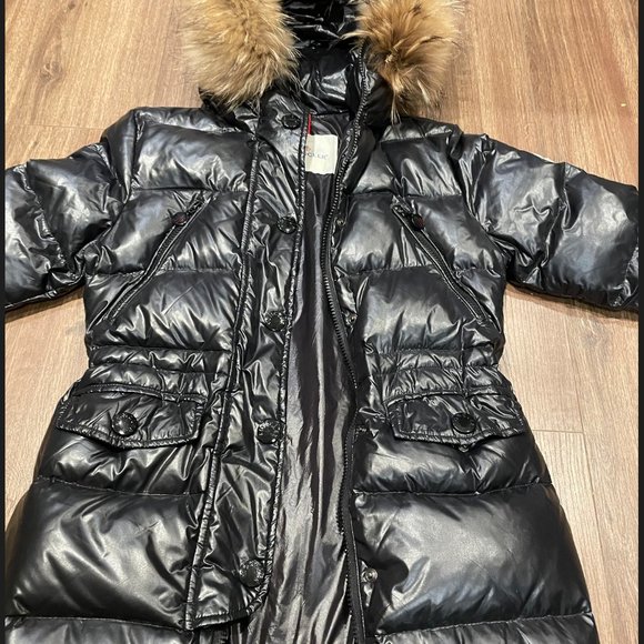 Moncler woman's coat, long down with fur, size 2 - Picture 9 of 10